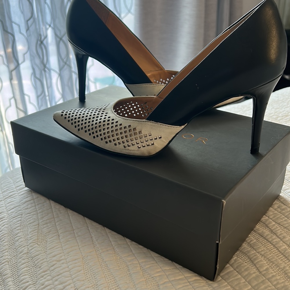 Audrey Brooke shoes - Picture 3 of 7